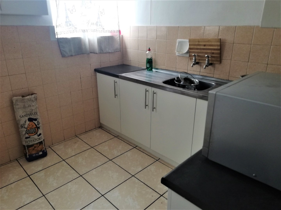 1 Bedroom Property for Sale in Churchill Estate Western Cape